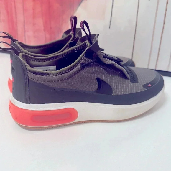 Nike Shoes - Nike Womens W Air Max Dia Winter Cargo Khaki/Black-Summit White. Size 8
